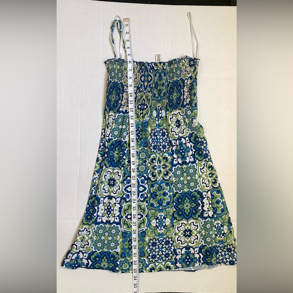 Ann Taylor Loft Blue and Green Patterned Dress with an adjustable straps.